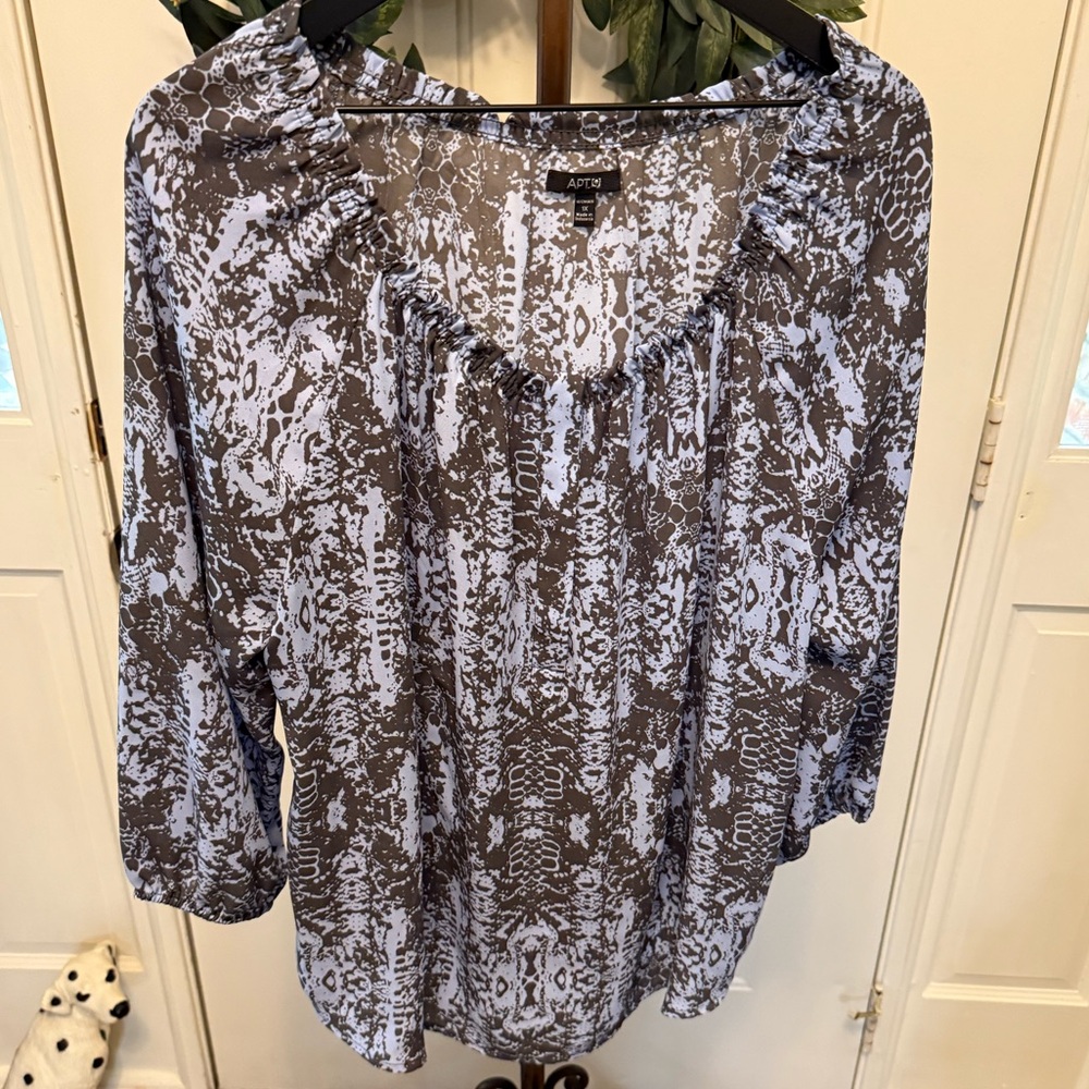 Apt 9 Fun Snake Skin Patterned Popover Top Blouse Shirt 1X